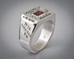 Mens Class Rings Have a Promising Future